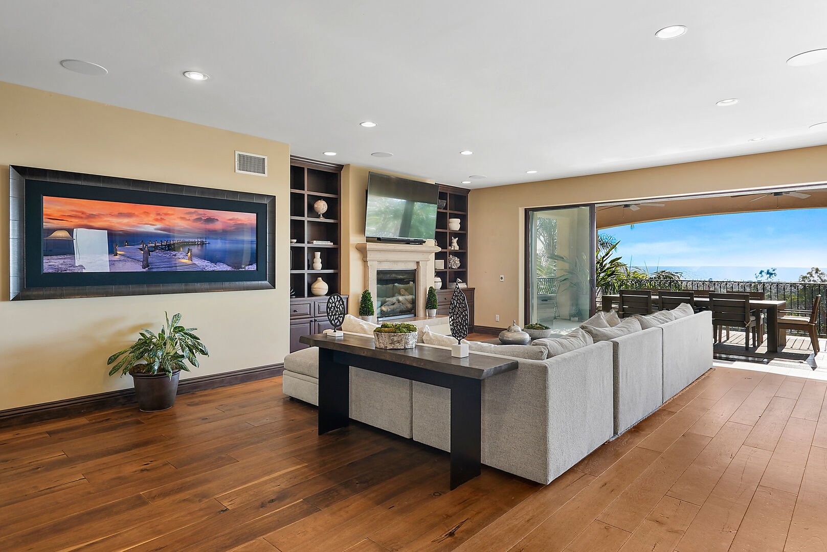 San Diego Vacation Rentals with a Pool Table