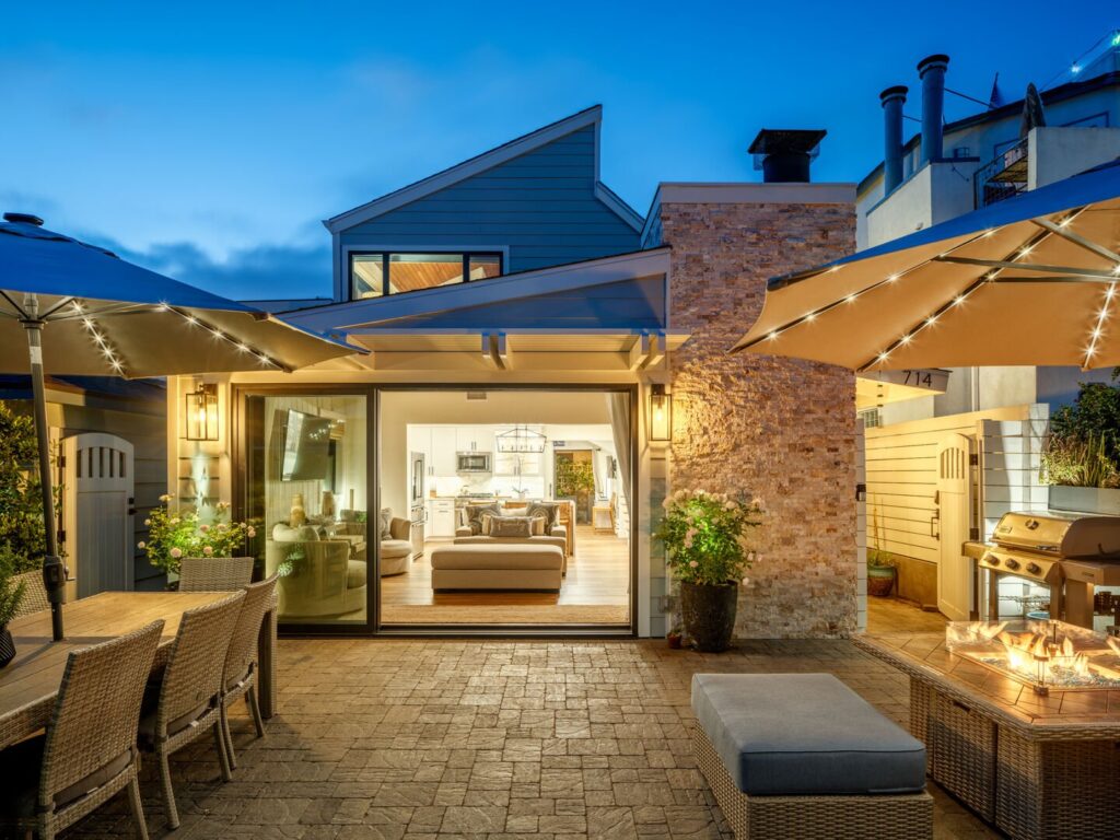 A back patio in one of our Pacific Beach rentals